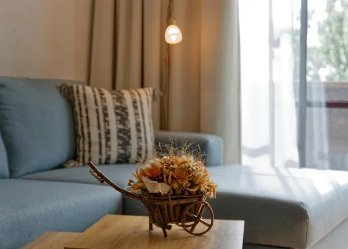 100 M2, 2 Schlafzimmer 3 Baeder * Neuschönau