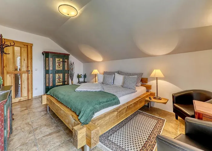 アパート 100 M2, 2 Schlafzimmer 3 Baeder Neuschönau